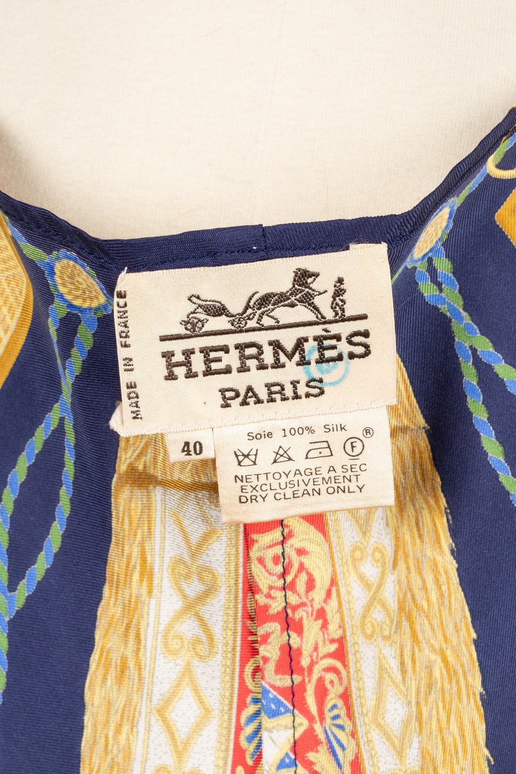 Body en soie HermÃƒÆ’Ã‚Â¨s