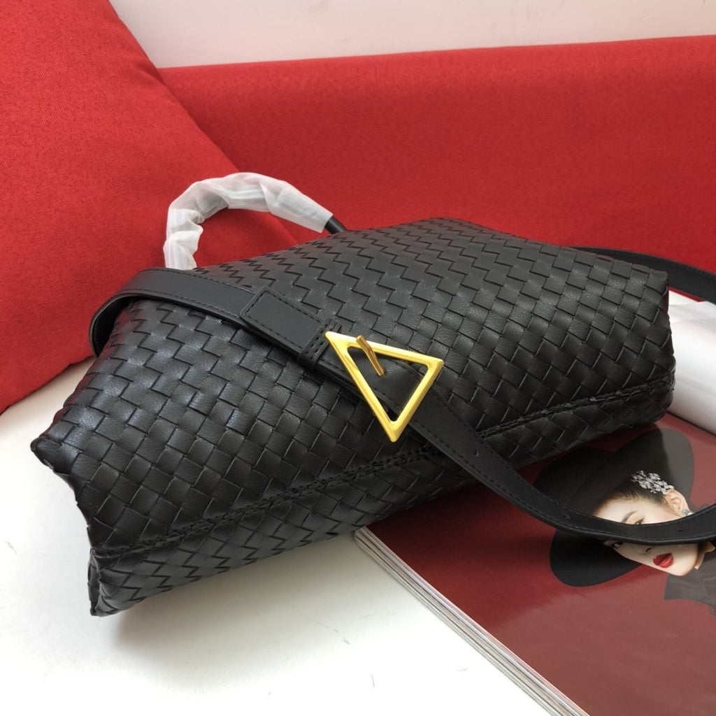 GLAMI Handle Black, For Women, WomenÃƒÂ¢Ã¢â€šÂ¬Ã¢â€žÂ¢s Bags 13.4in/34cm 691185V01D18425