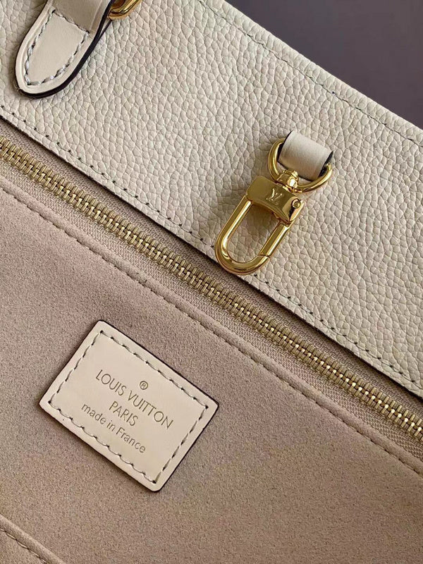LOV2 Bags - Luxurious Bags  1653
