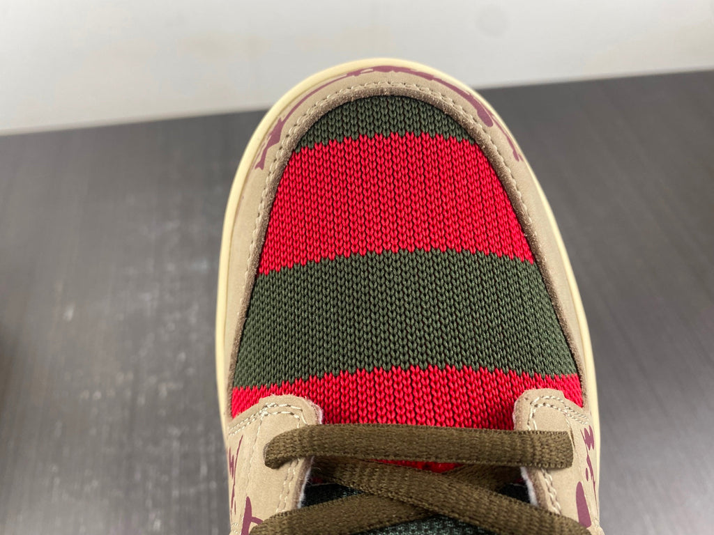 Designer SB Dunk Low Ã¢â‚¬Å“Freddy KruegerÃ¢â‚¬Â