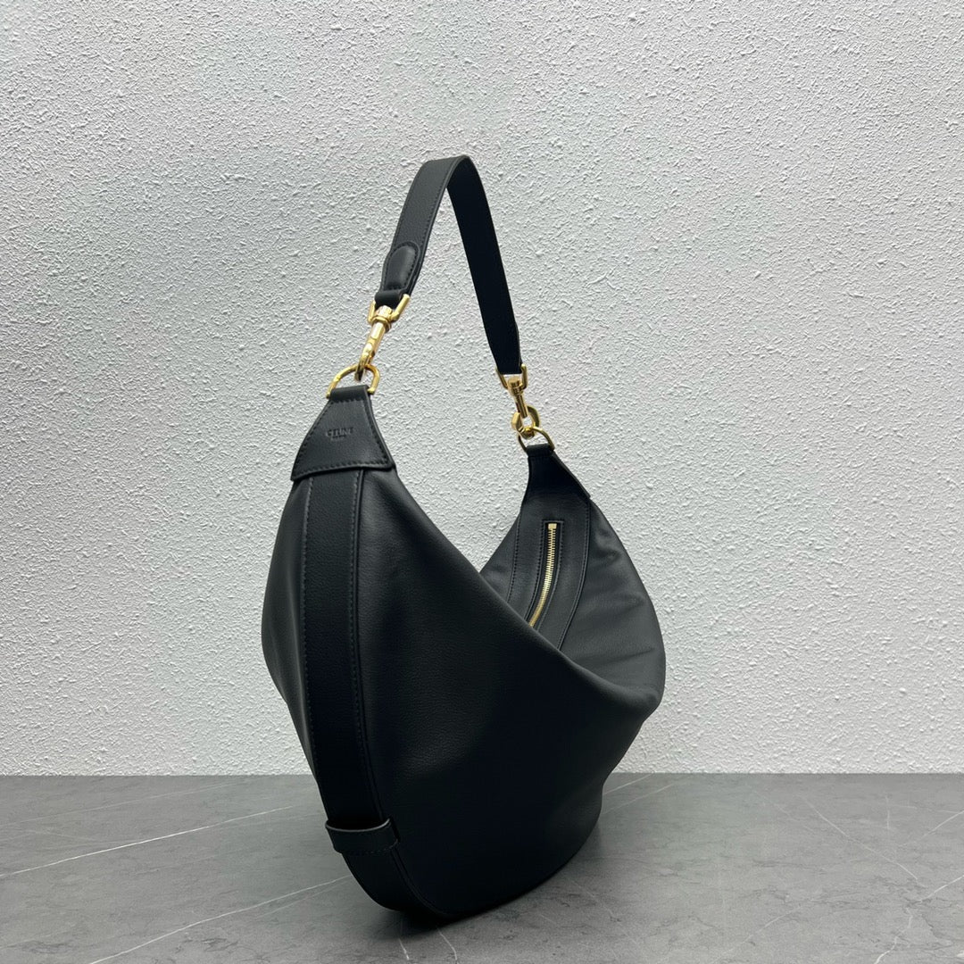 GLAMI MeGLAMIum Leandre Bag In Supple Black For Women 14in/35cm 197263DV7.38NO