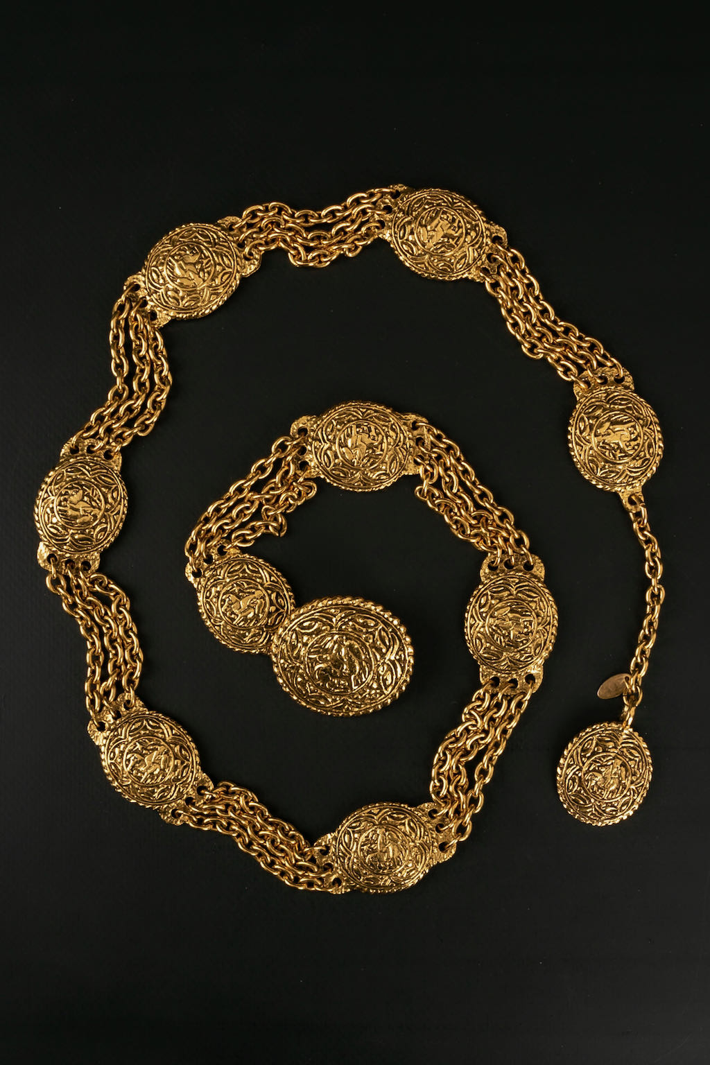 Ceinture en mÃƒÆ’Ã‚Â©tal dorÃƒÆ’Ã‚Â© Chanel 1980s
