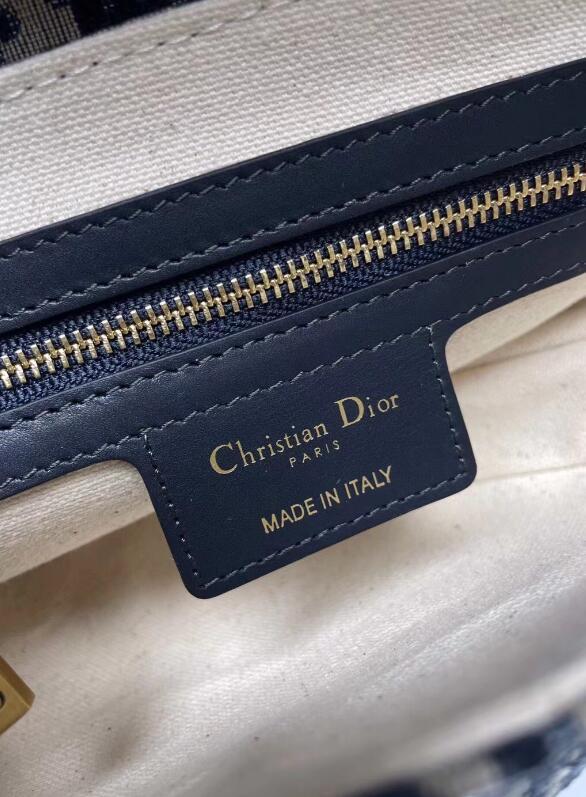 SAMCC - DOR Bags - 031