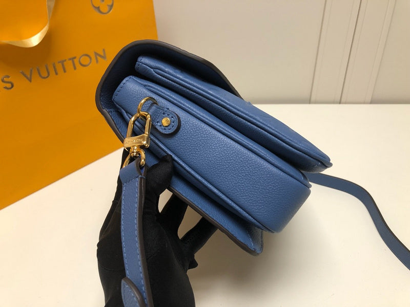 LOV2 Bags - Luxurious Bags  2072