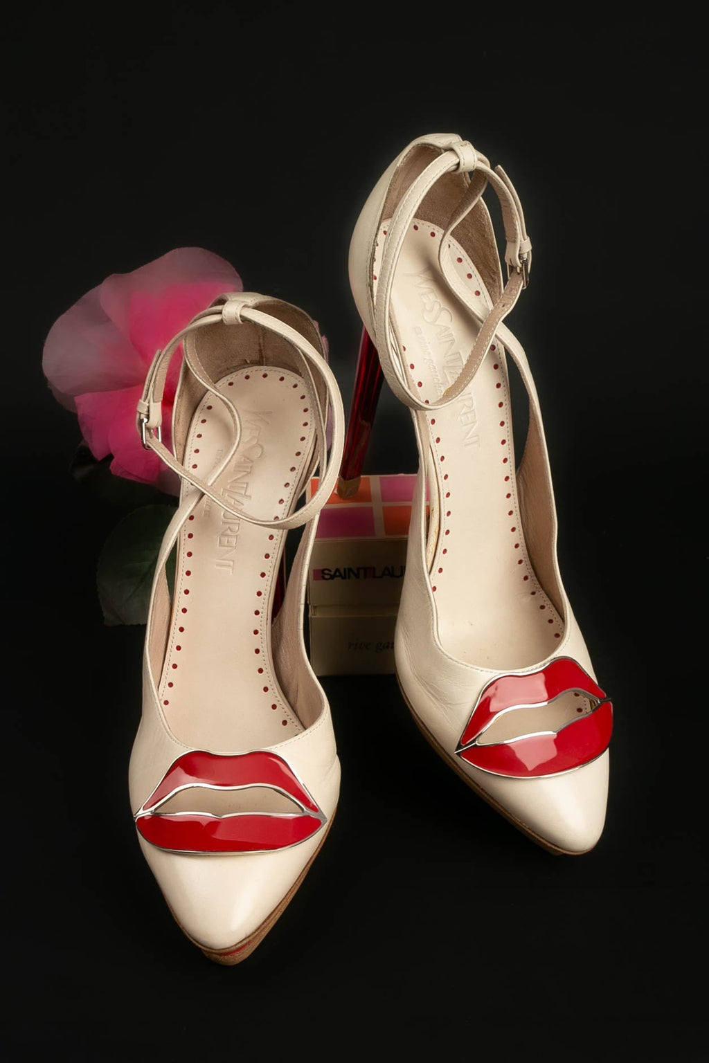 Escarpins Yves Saint Laurent