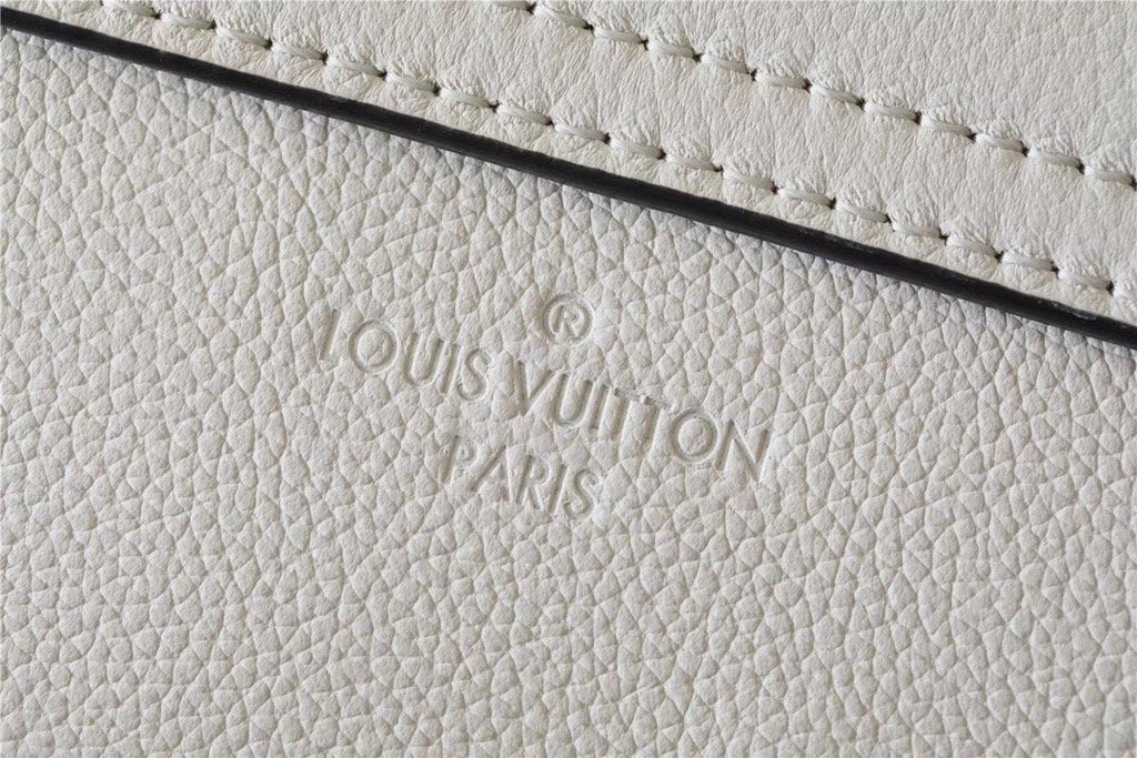 LV Lockme Tender White For Women, Women’s Handbags, Shoulder And Crossbody Bags 7.5in/19cm LV