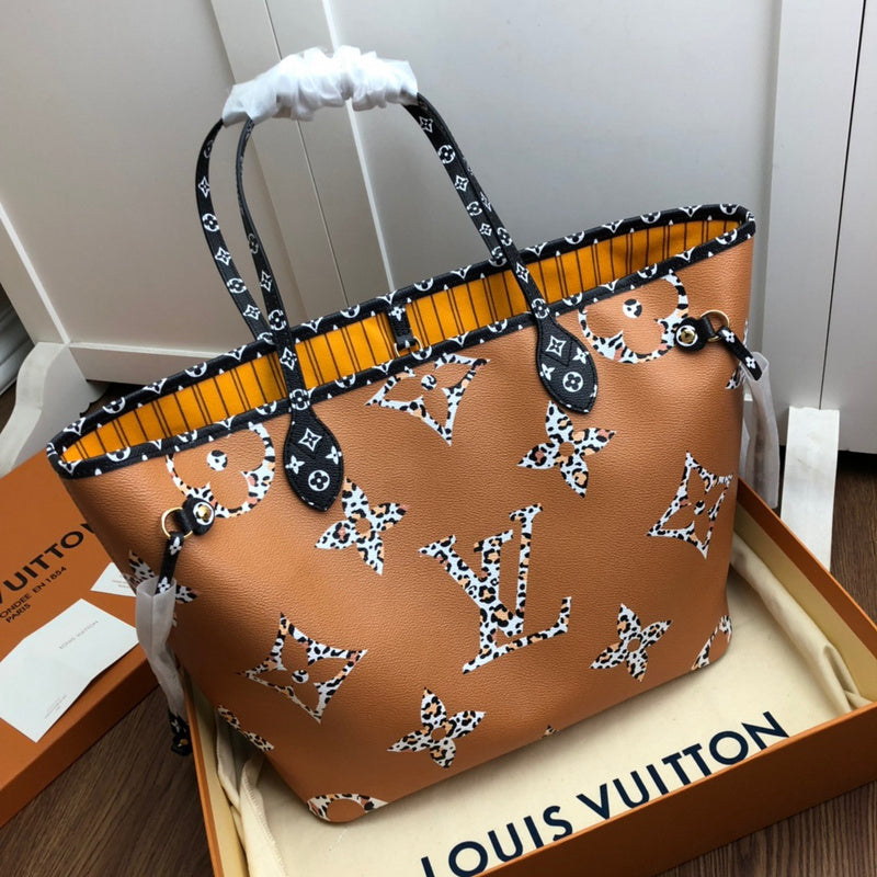 LOV2 Bags - Luxurious Bags  1923