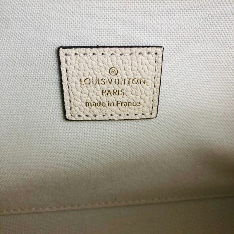 LOV2 Bags - Luxurious Bags  2471