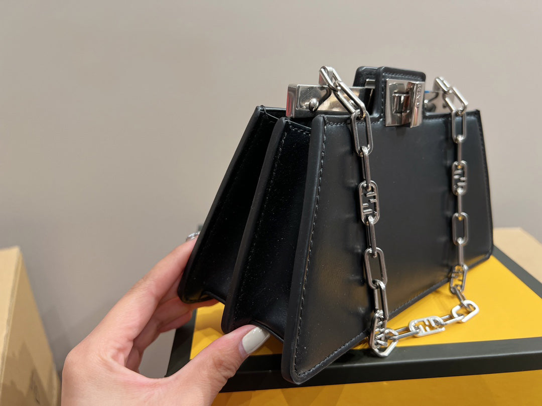 EN - Luxury Bags FEI 290