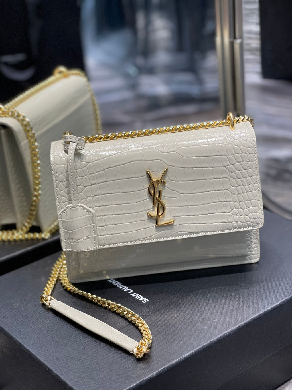 GLAMI Sunset MeGLAMIum Chain Bag For Women 8.6in/22cm White YSL 442906DND0J9207