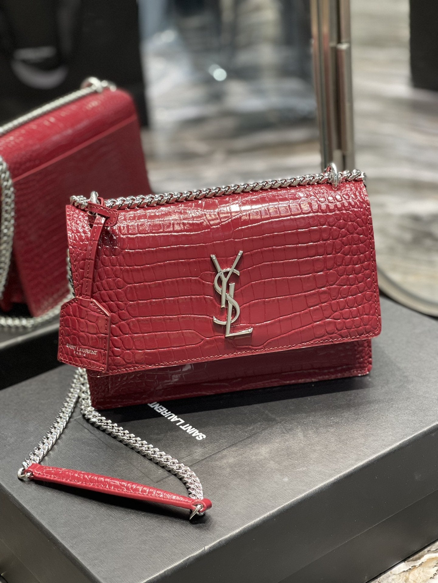 GLAMI Sunset MeGLAMIum Chain Bag Red For Women 8.6in/22cm YSL