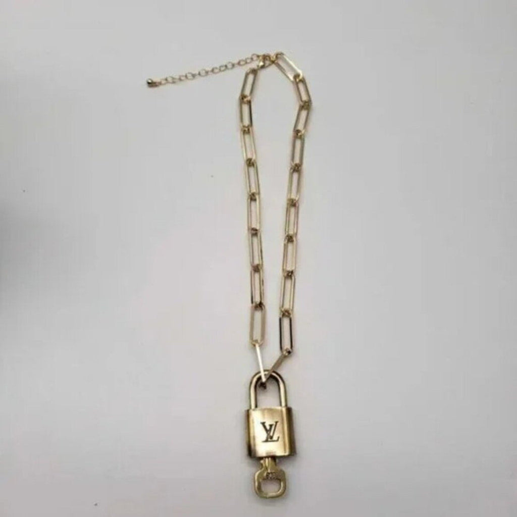 100% Auth Louis Vuitton Lock & Key with Unbranded Gold Plated Chain Necklace