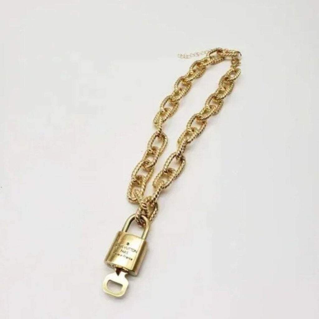 100% Auth Louis Vuitton Lock & Key with Unbranded Gold Plated Chain Necklace
