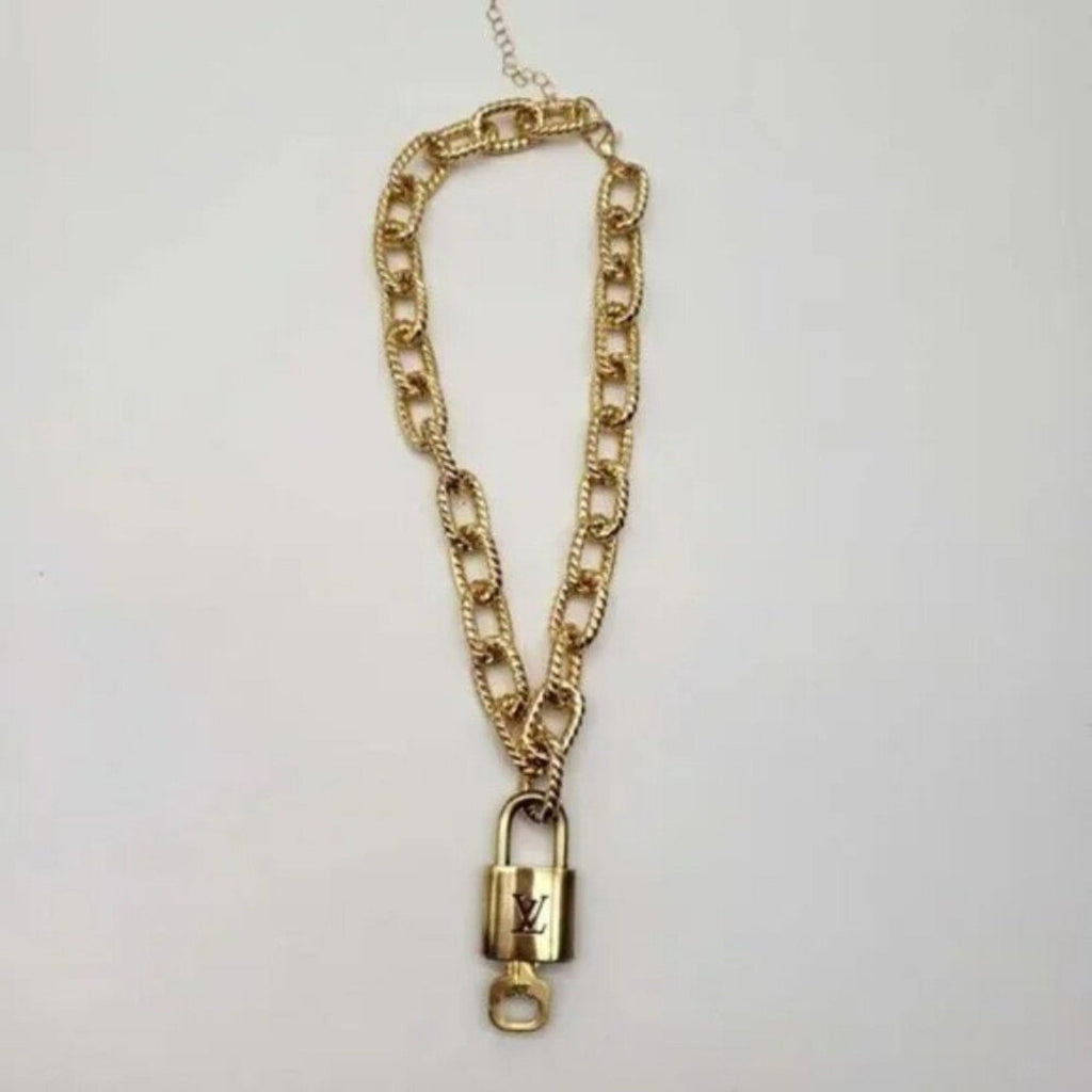 100% Auth Louis Vuitton Lock & Key with Unbranded Gold Plated Chain Necklace