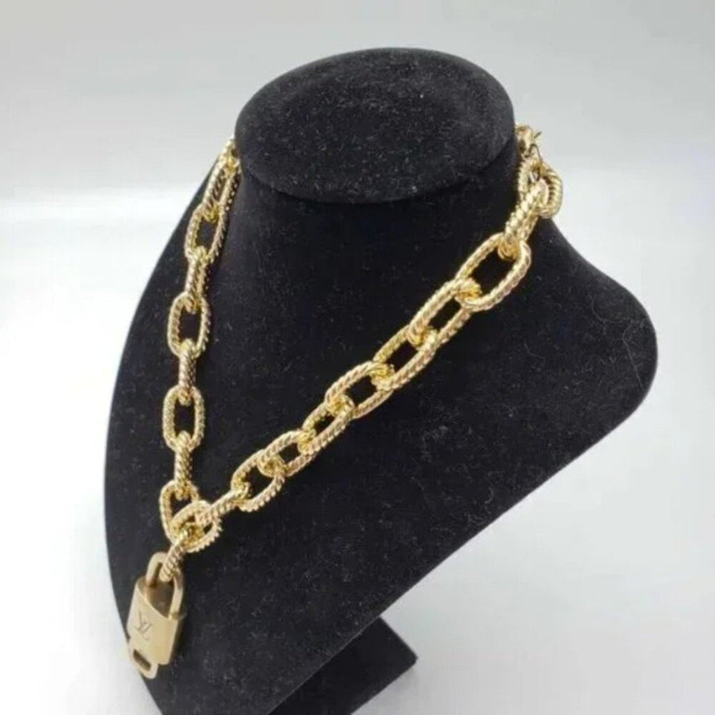 100% Auth Louis Vuitton Lock & Key with Unbranded Gold Plated Chain Necklace