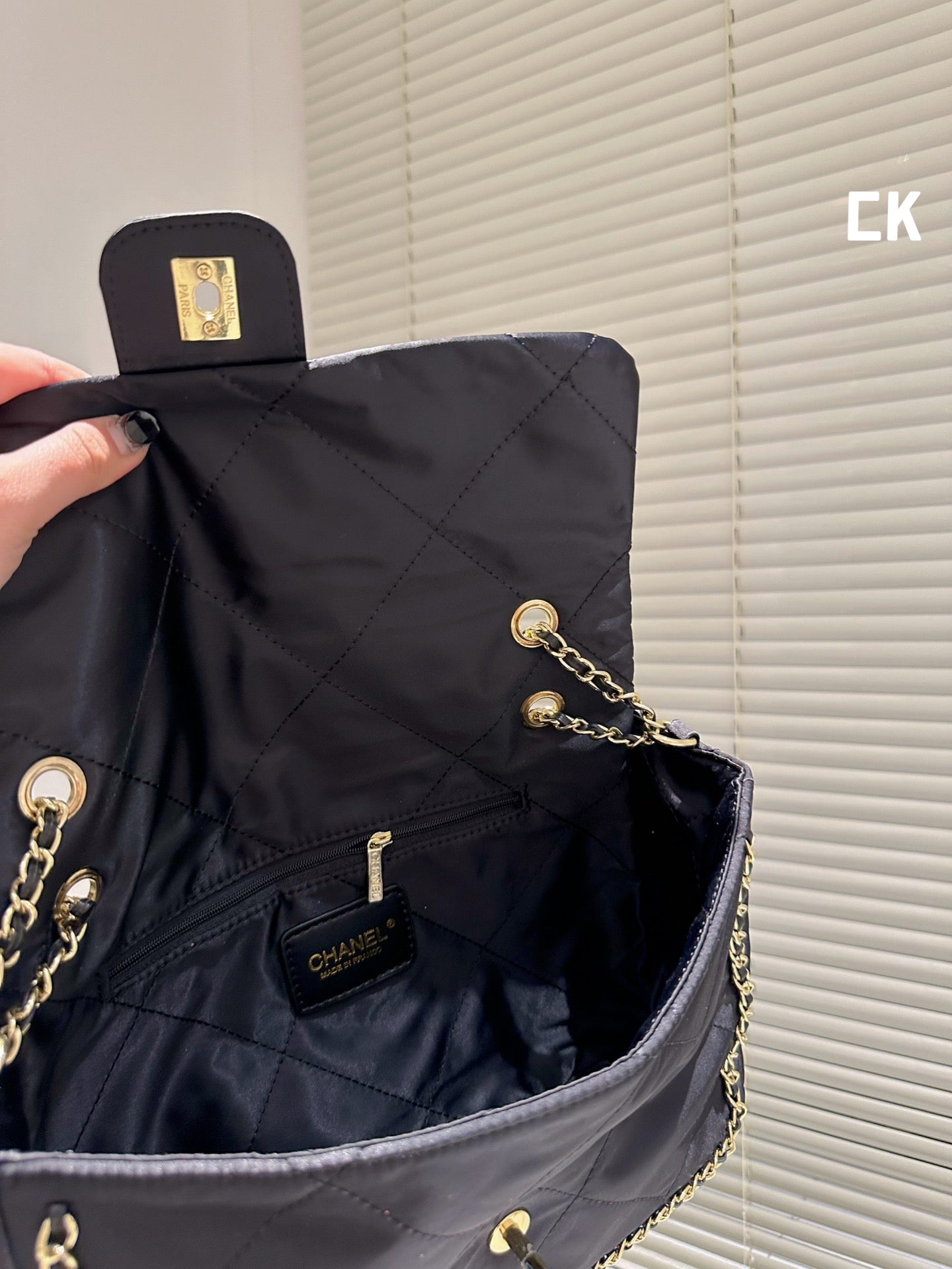 EN - Luxury Bags CHL 474