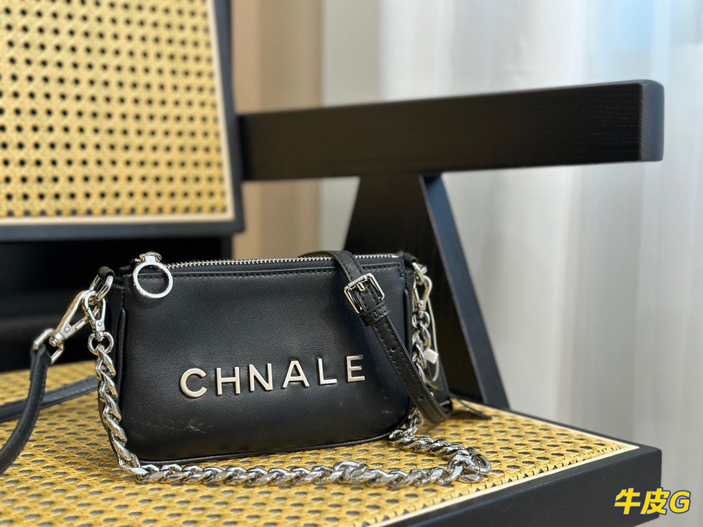 EN - Luxury Bags CHL 484