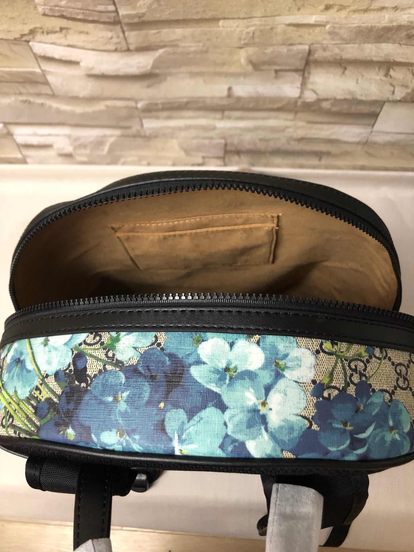 EN - Luxury Bags GCI 636