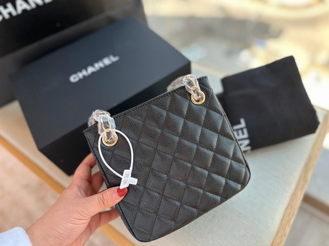 EN - Luxury Bags CHL 497