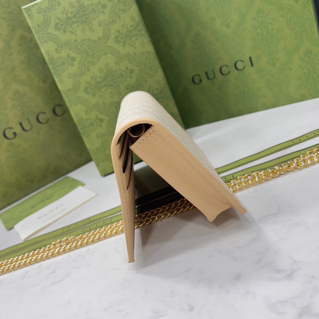 EN - Luxury Bags GCI 620