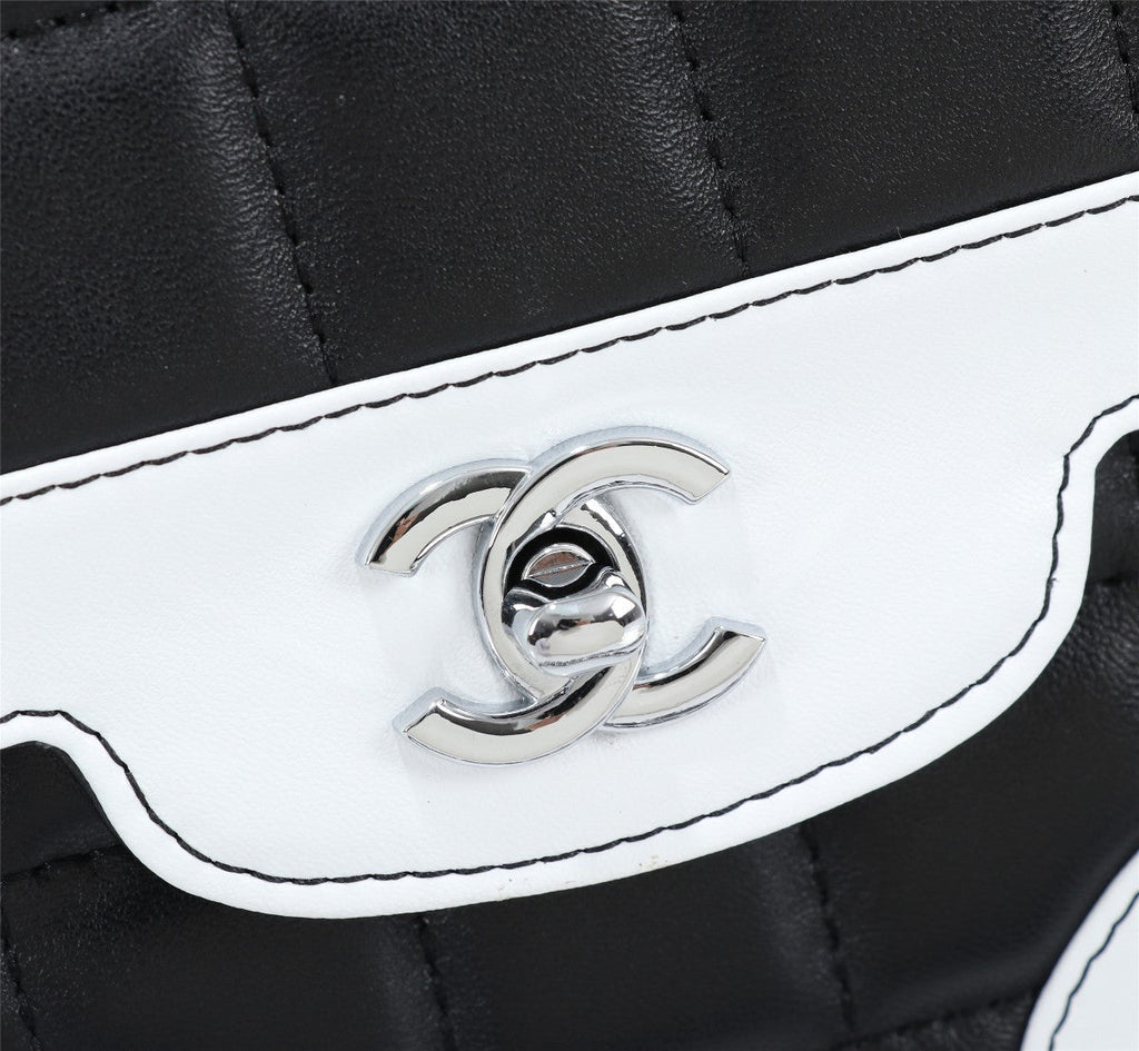 EN - Luxury Bags CHL 521