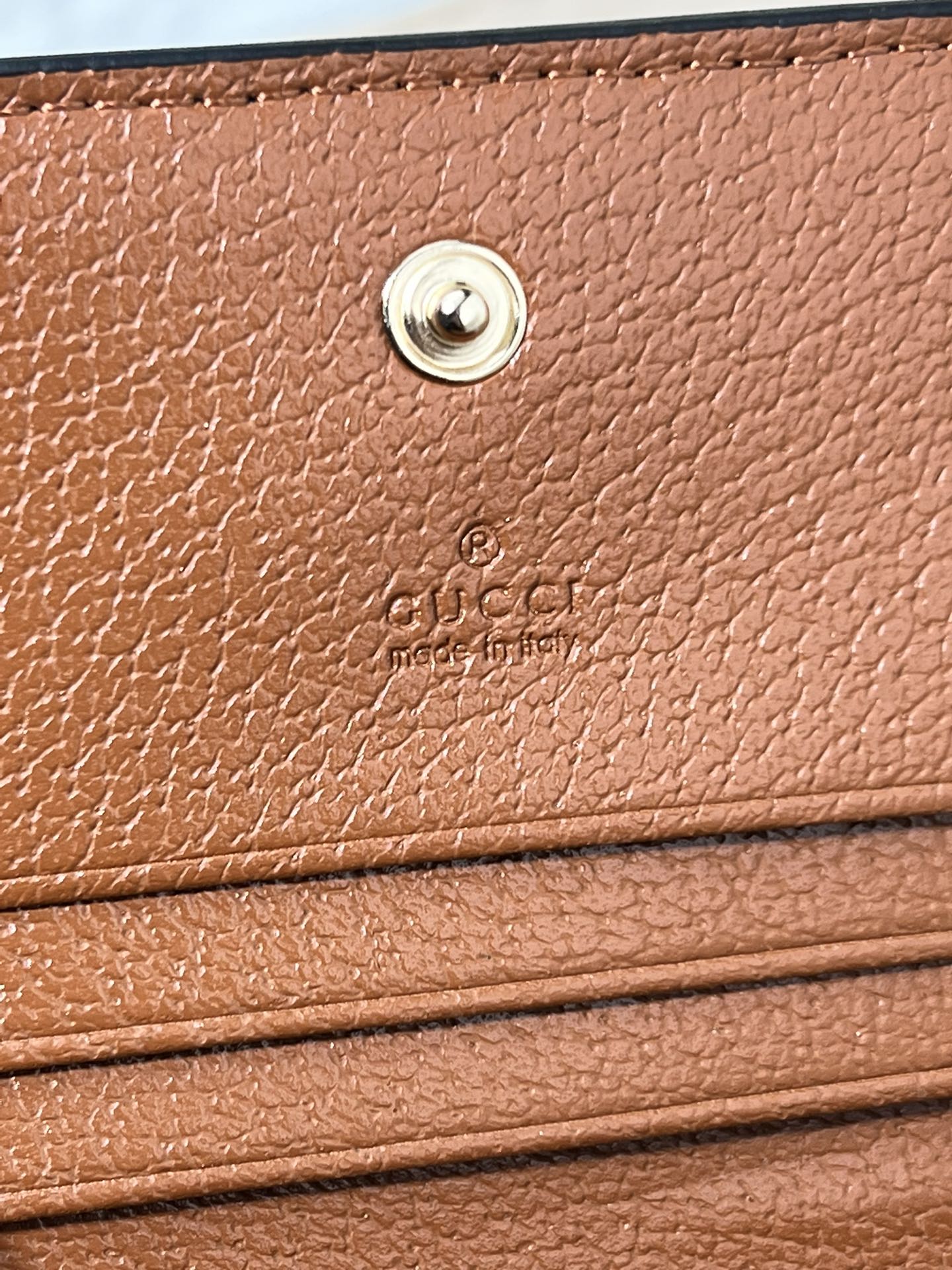 EN - Luxury Bags GCI 597