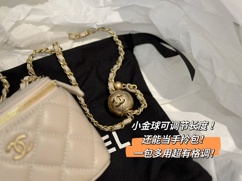 EN - Luxury Bags CHL 502