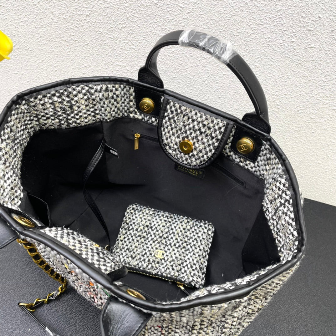 EN - Luxury Bags CHL 519
