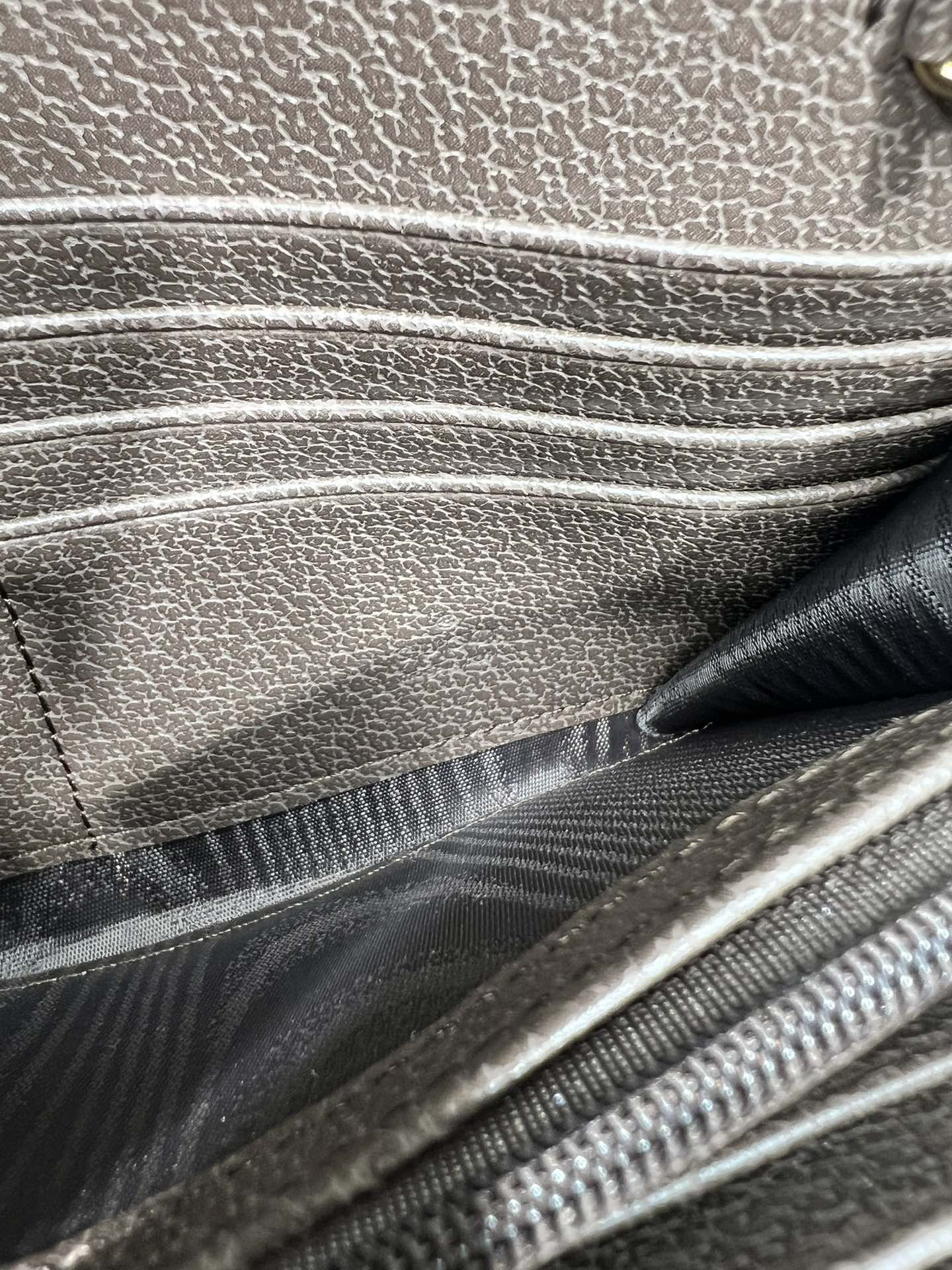 EN - Luxury Bags GCI 585