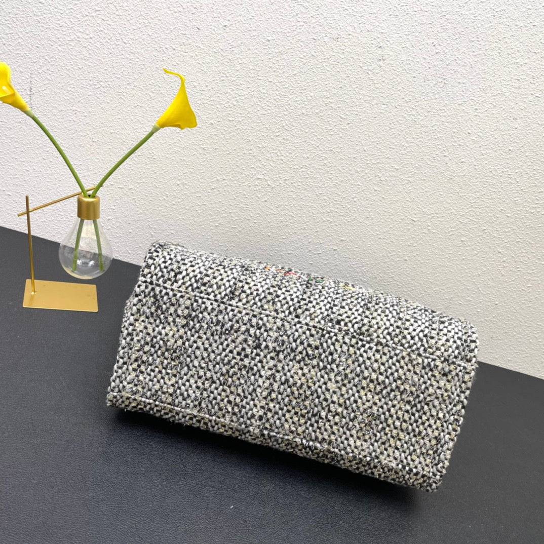 EN - Luxury Bags CHL 519