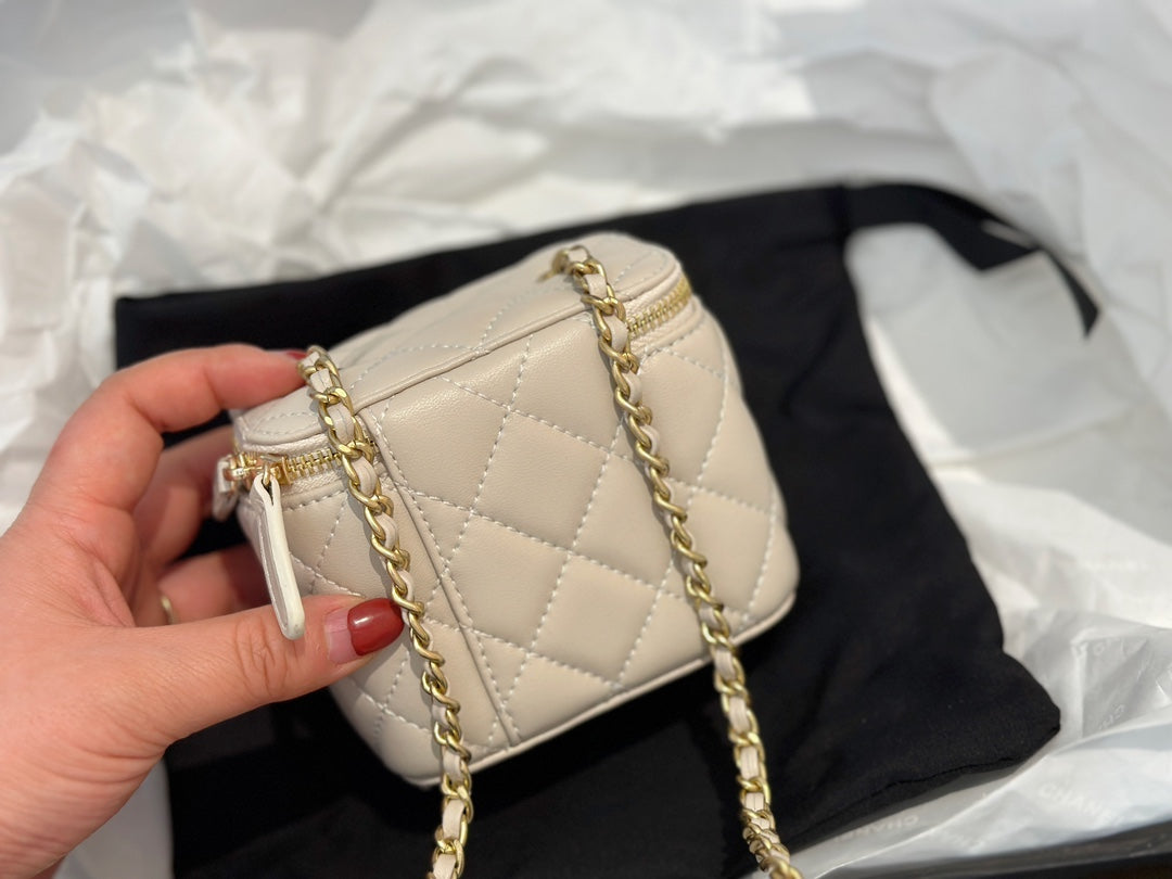 EN - Luxury Bags CHL 502
