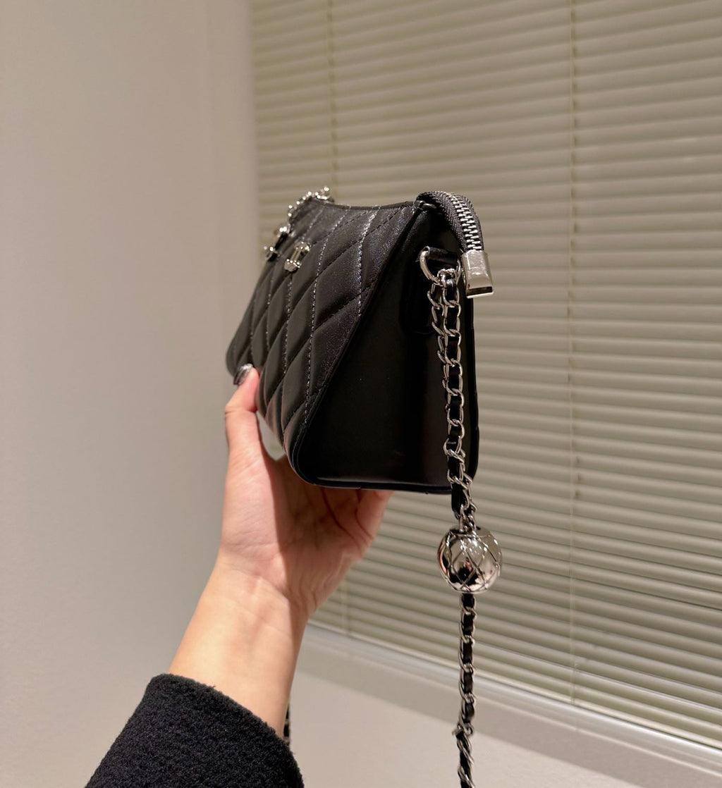 EN - Luxury Bags CHL 489
