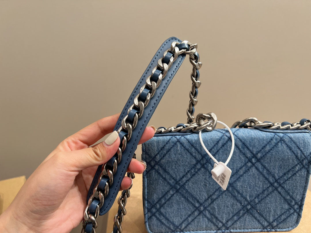EN - Luxury Bags CHL 475