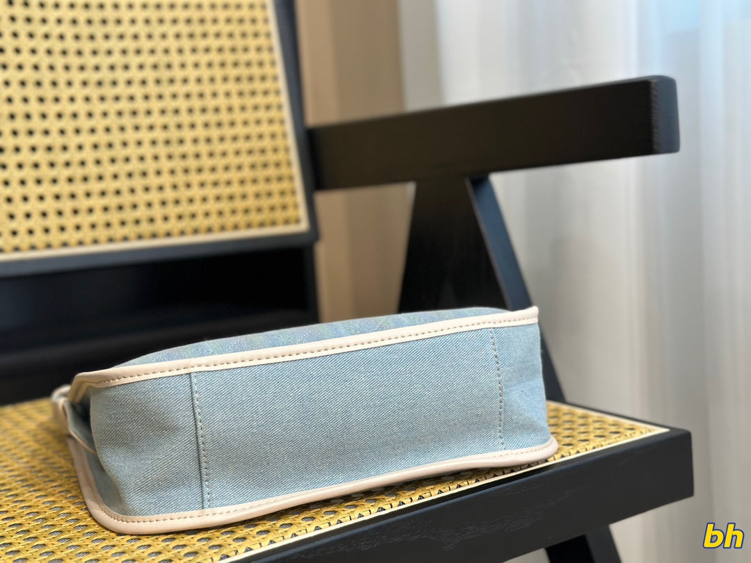 EN - Luxury Bags CHL 494