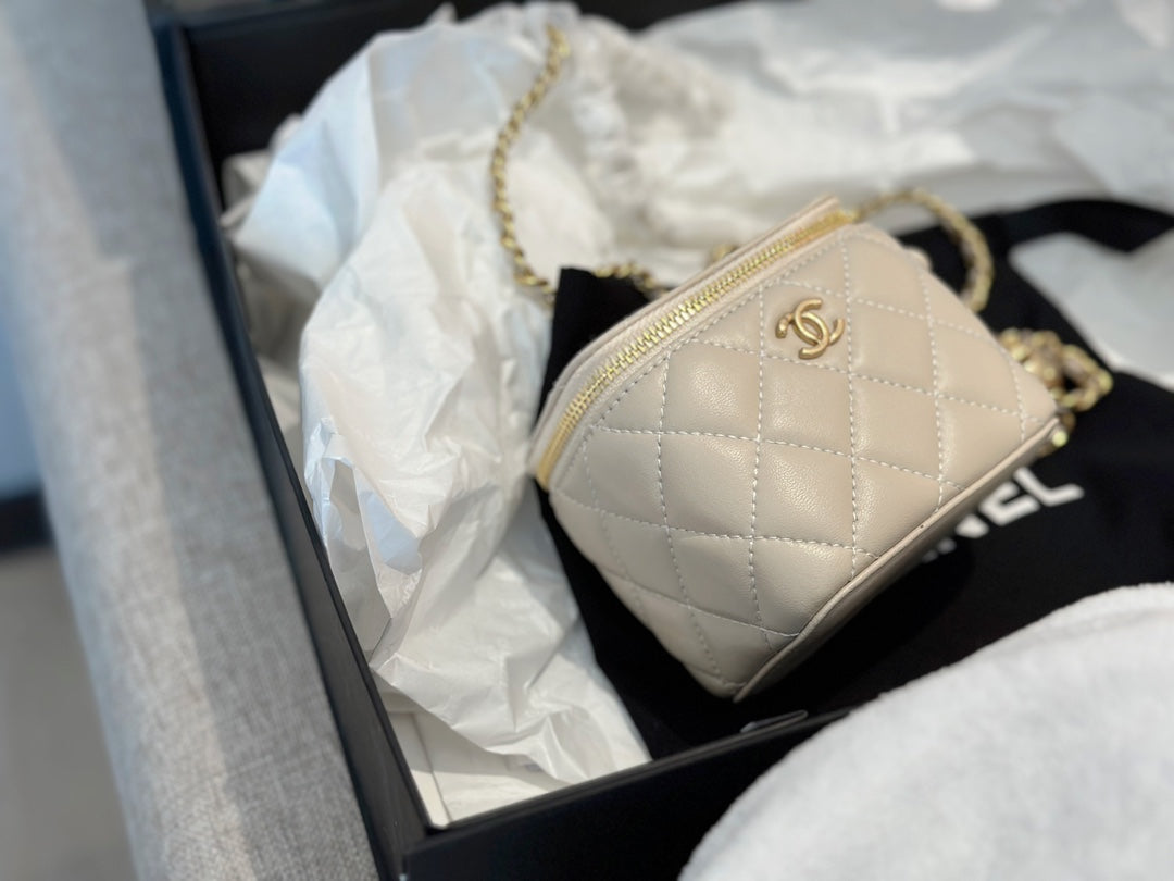 EN - Luxury Bags CHL 502