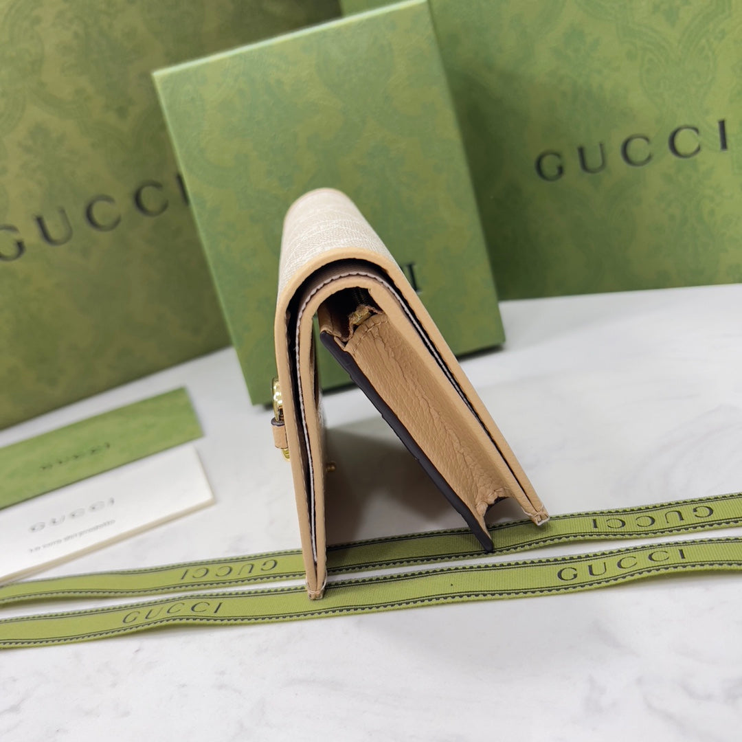EN - Luxury Bags GCI 619