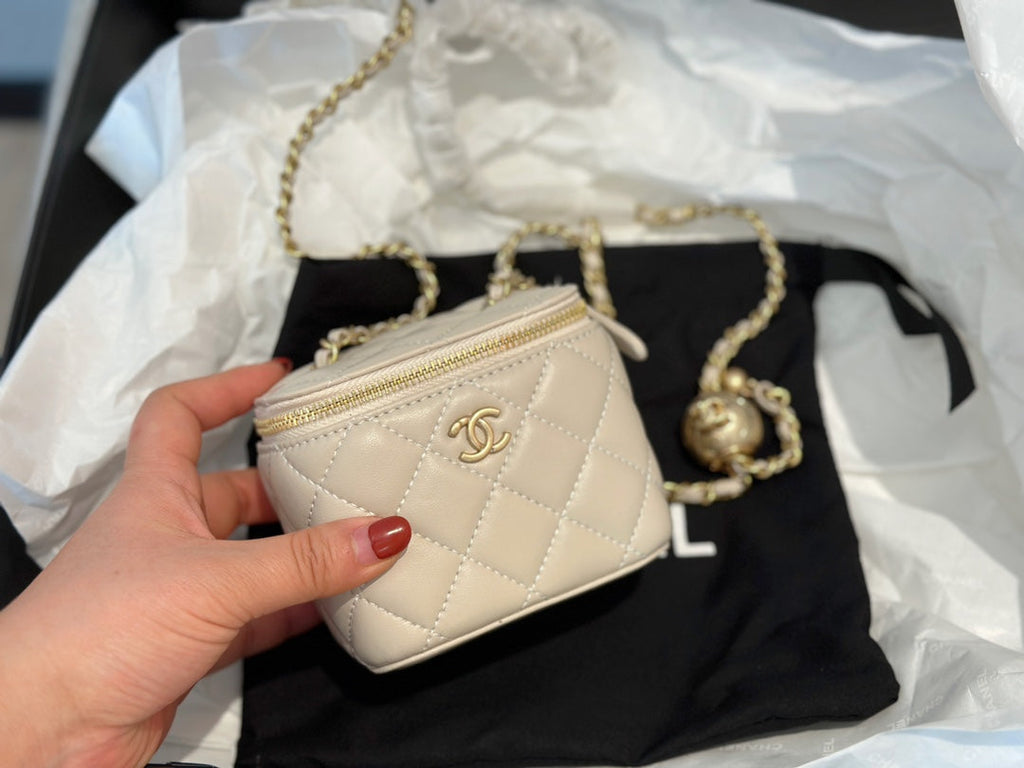 EN - Luxury Bags CHL 502