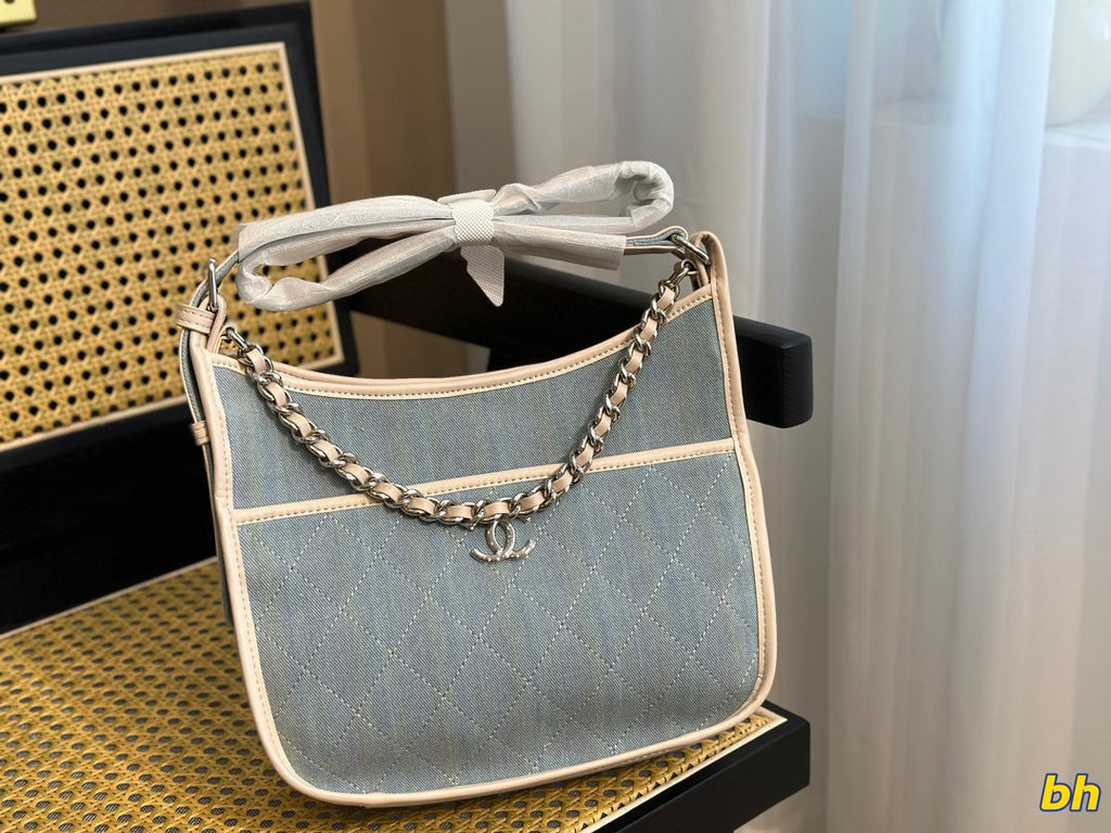 EN - Luxury Bags CHL 494