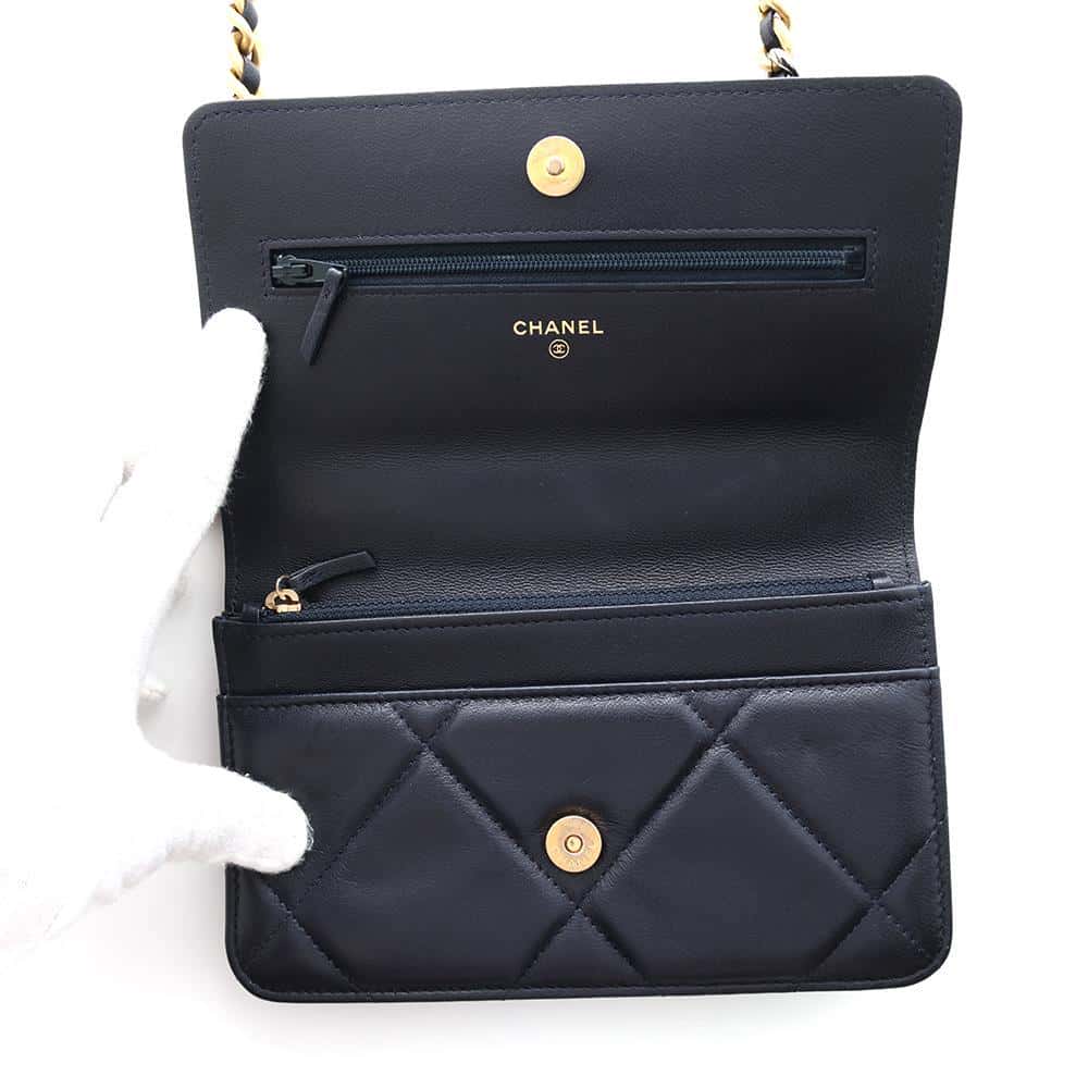 CHANEL CHANEL19 Flap Chain Wallet NavyAP0957 Lambskin