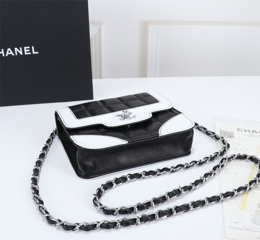 EN - Luxury Bags CHL 521