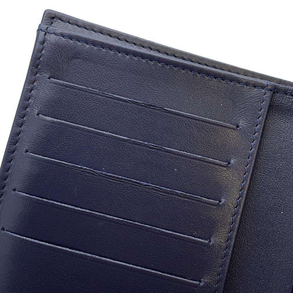 CHANEL Matelasse Medium Wallet Tri-fold NavyAP0232 Caviar Leather