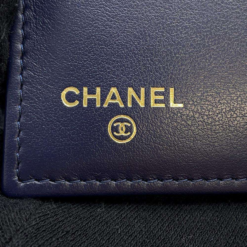 CHANEL Matelasse Medium Wallet Tri-fold NavyAP0232 Caviar Leather