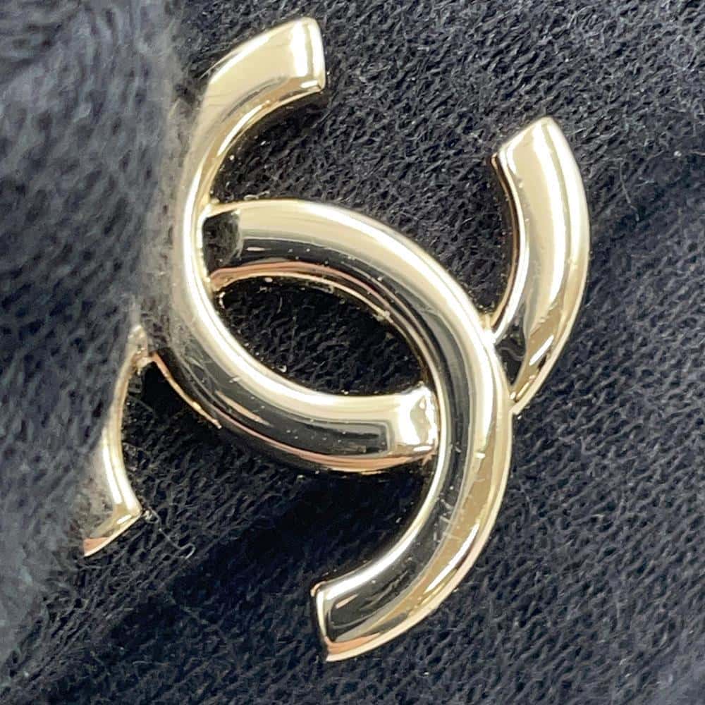 CHANEL Matelasse Ribbon Chain Belt Bag WhiteAP3352 Caviar Leather