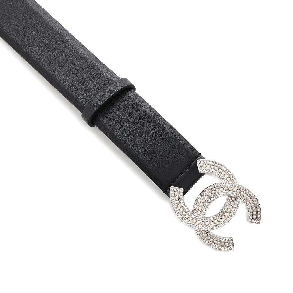 CHANEL CC Logo Belt Size 75 Black Leather