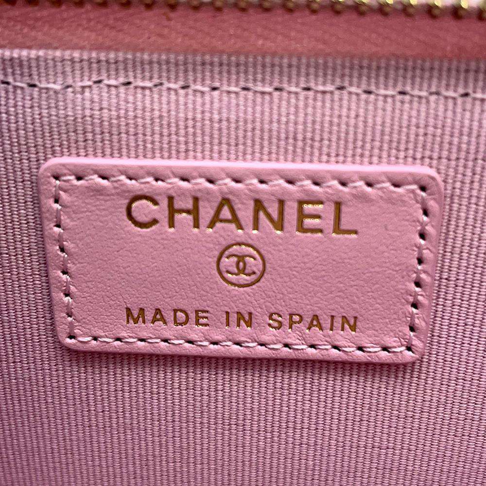 CHANEL Matelasse fragment case Light PinkAP3982 Caviar Leather