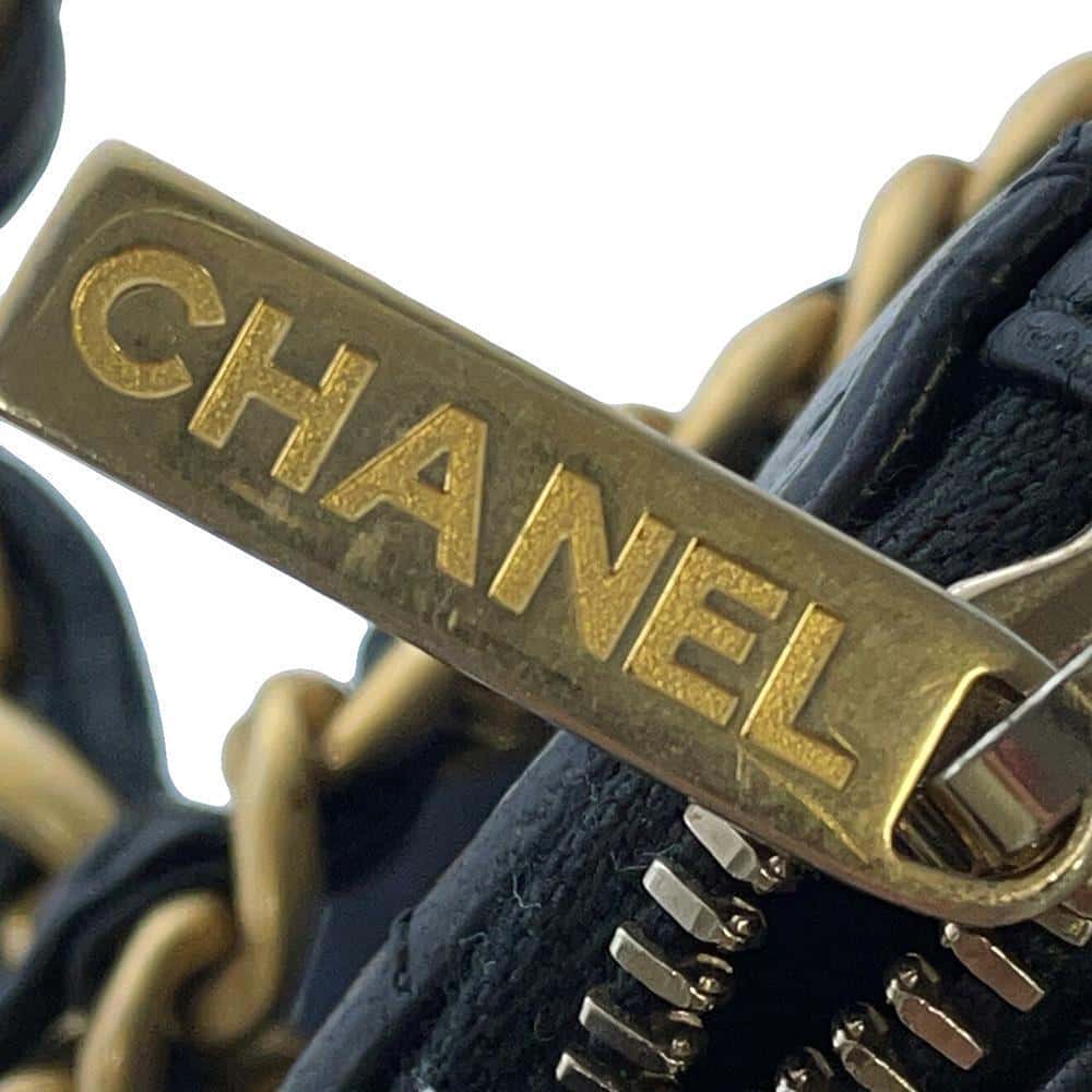 CHANEL Matelasse Top Handle Chain Vanity Black Lambskin