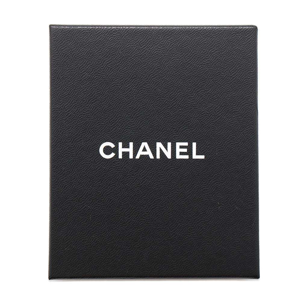 CHANEL CC Logo Turnlock Choker Gold Metal