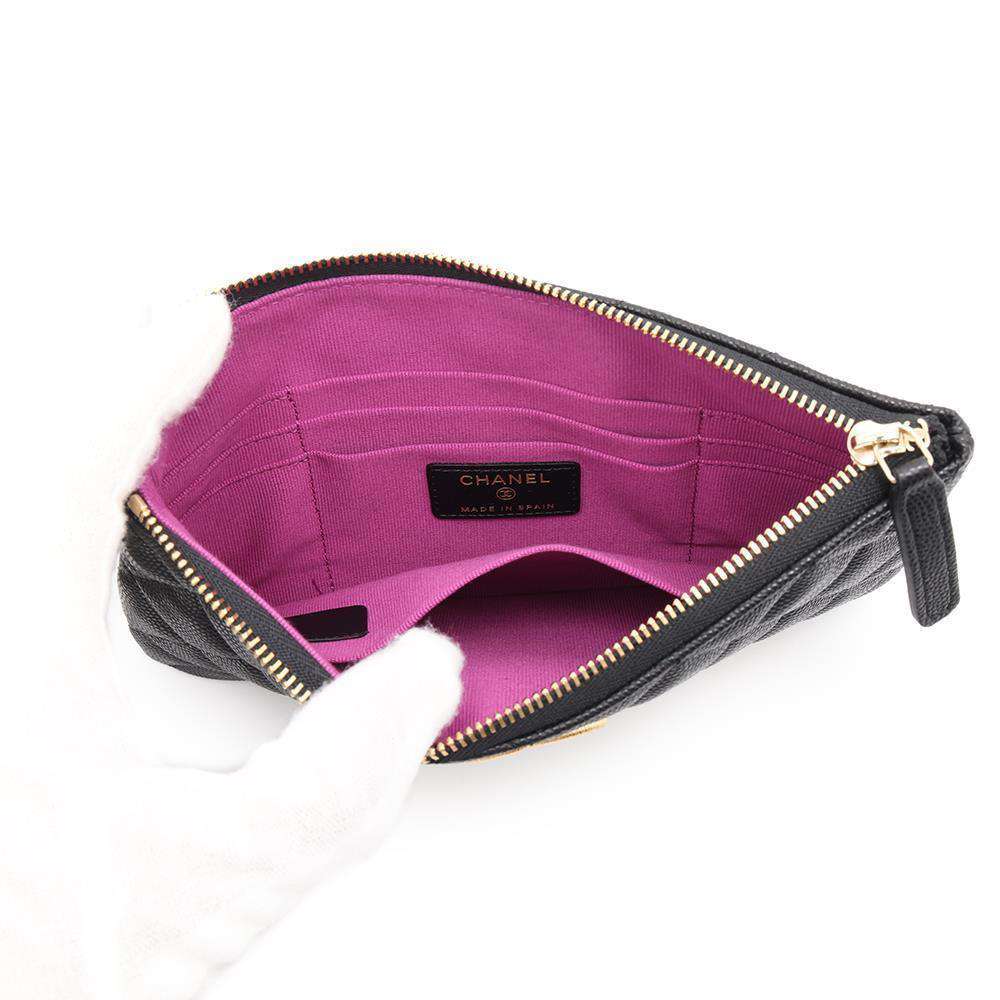 CHANEL Matelasse CC Logo Flat Pouch BlackAP3525 Caviar Leather