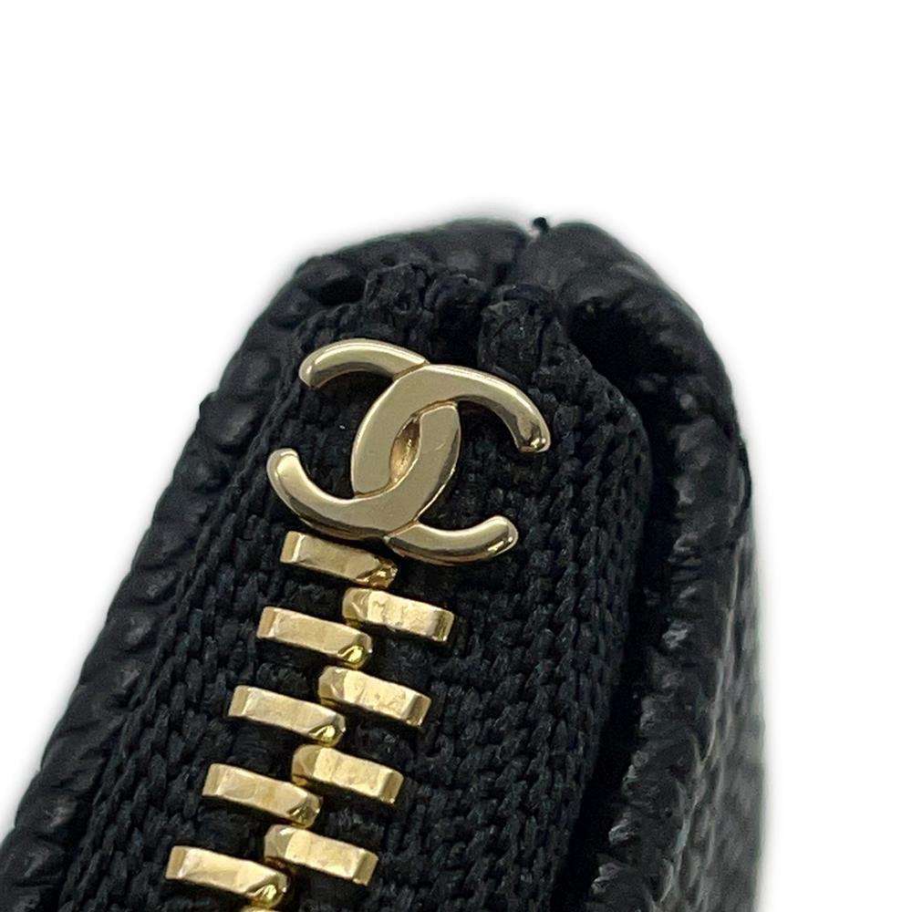 CHANEL Matelasse CC Logo Flat Pouch BlackAP3525 Caviar Leather