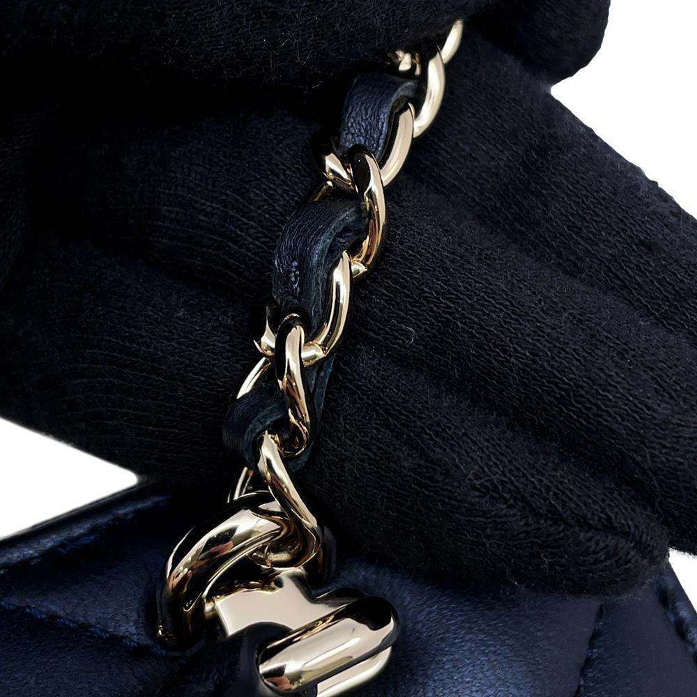 CHANEL Matelasse 2WAY ChainShoulder Vanity NavyAP2198 Lambskin